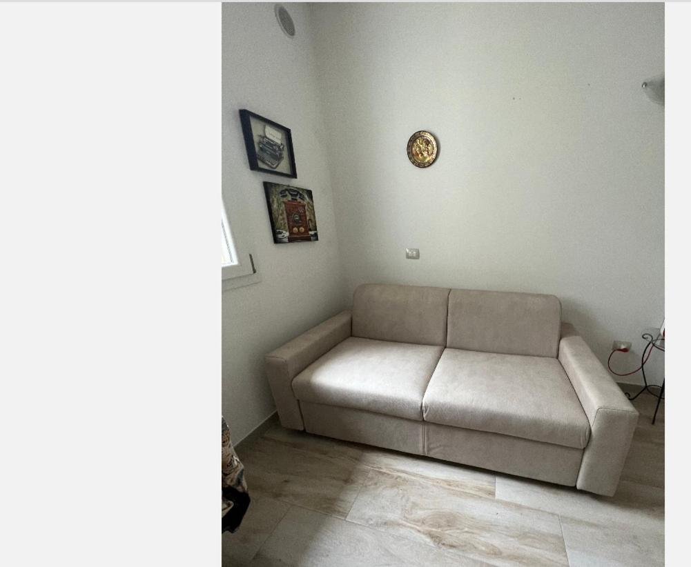 Appartamento A 2,5 Da Lecce Merine エクステリア 写真